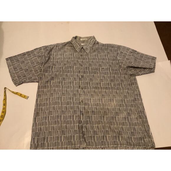 Pierre Cardin Shirt Men’s XL Gray Plaid Button Down Short Sleeve - Picture 1 of 13